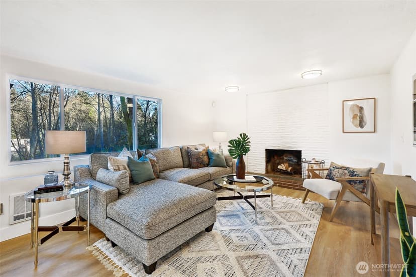 Property photo for 6346 26th Avenue SW, Seattle photo 18
