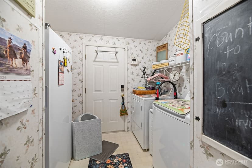 Property photo for 10716 61st Street E #108, Puyallup photo 25