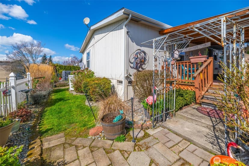 Property photo for 10716 61st Street E #108, Puyallup photo 6