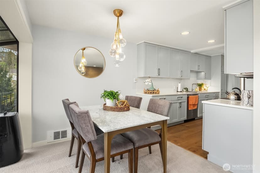 Property photo for 507 Howe Street #A, Seattle photo 5