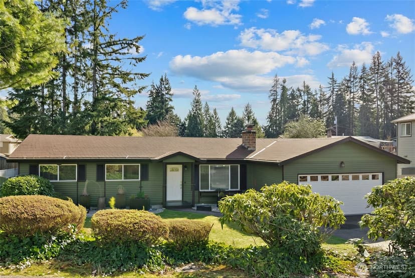 Property photo for 11901 32nd Drive SE, Everett photo 2