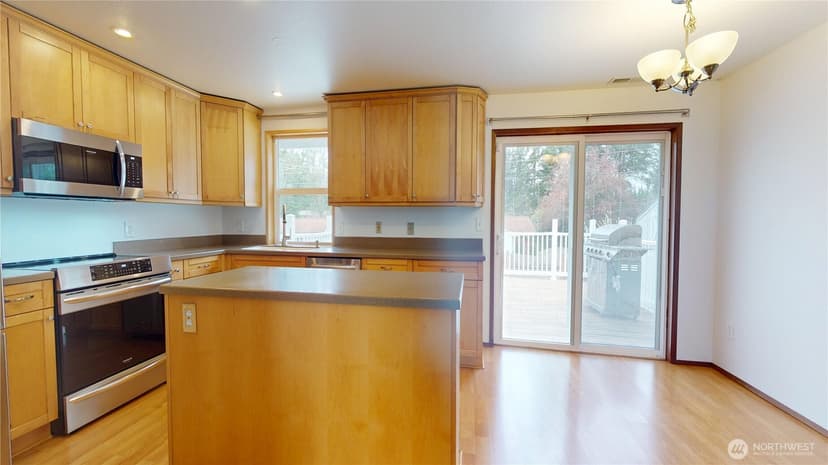 Property photo for 14723 Kestrel Place NE, Poulsbo photo 11
