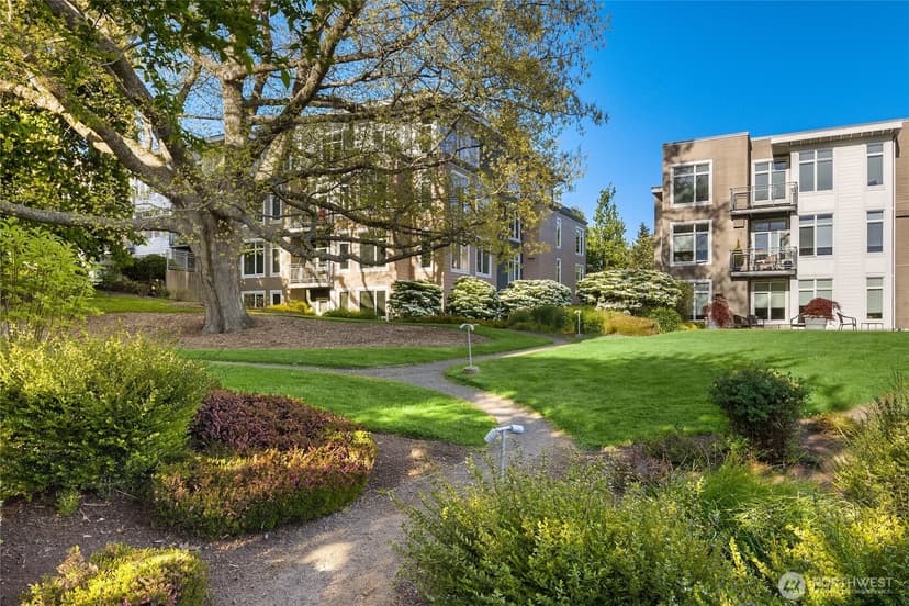 Property photo for 180 Harbor Square Loop NE #B421, Bainbridge Island photo 34
