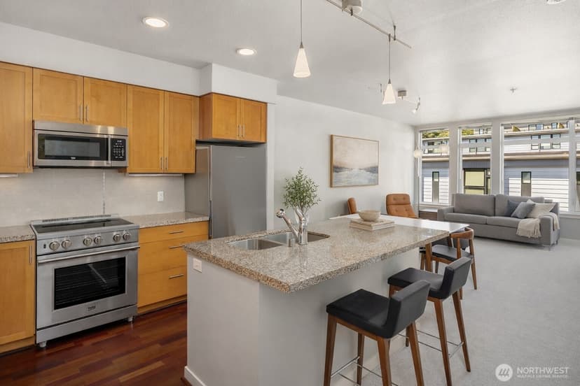 Property photo for 180 Harbor Square Loop NE #B421, Bainbridge Island photo 4