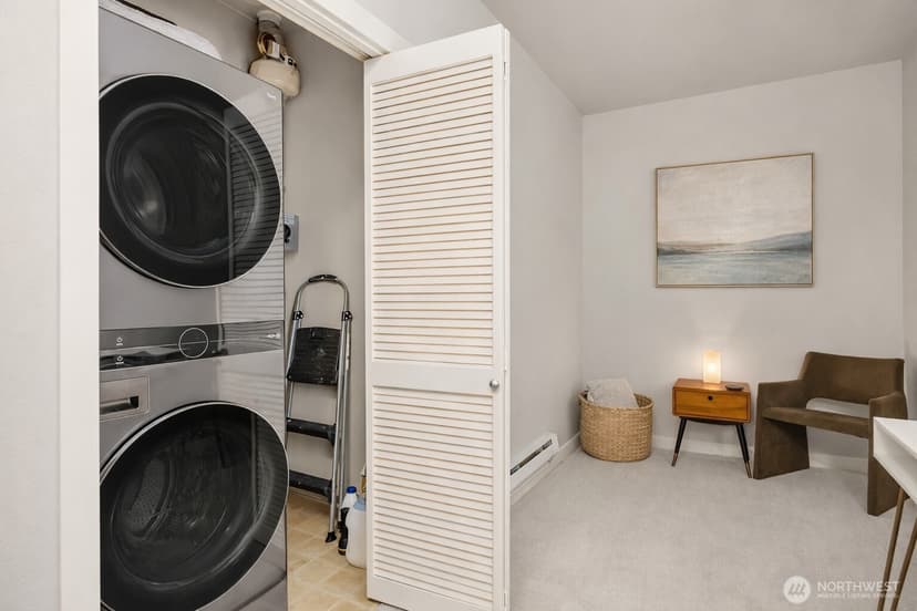 Property photo for 180 Harbor Square Loop NE #B421, Bainbridge Island photo 16