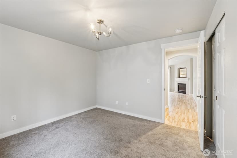 Property photo for 1724 147th Place SW, Lynnwood photo 9