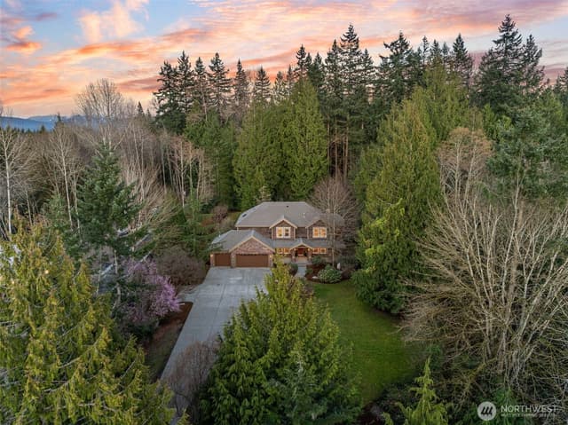 Property photo for 6424 286th Place NE, Carnation photo 2
