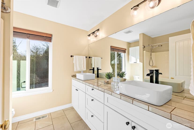 Property photo for 1312 203rd Avenue E, Lake Tapps photo 28