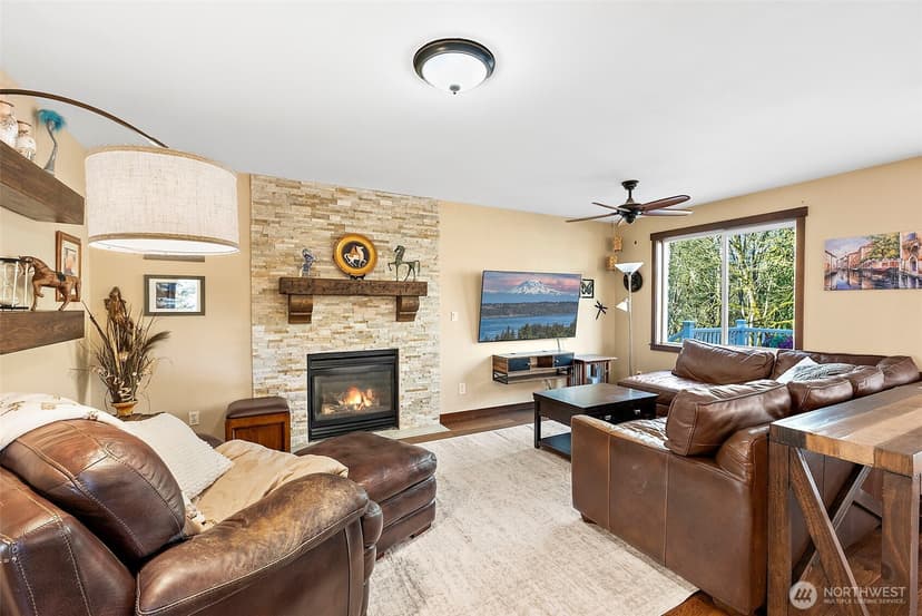 Property photo for 1312 203rd Avenue E, Lake Tapps photo 15