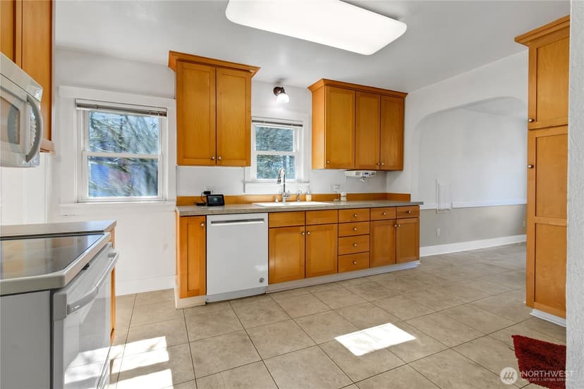 Property photo for 864 S Fife Street, Tacoma photo 12