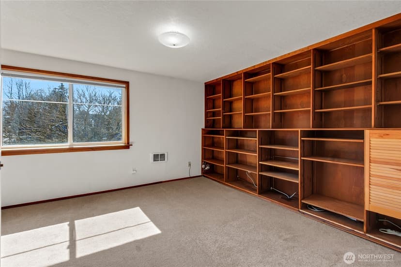 Property photo for 864 S Fife Street, Tacoma photo 25