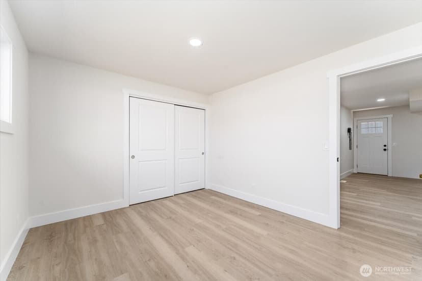Property photo for 916 E Johnson Avenue, Chelan photo 30