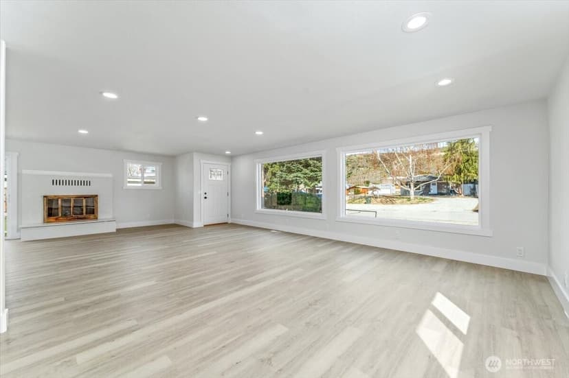 Property photo for 916 E Johnson Avenue, Chelan photo 19