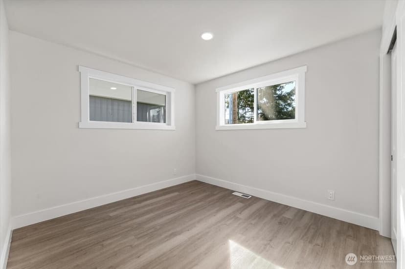 Property photo for 916 E Johnson Avenue, Chelan photo 26