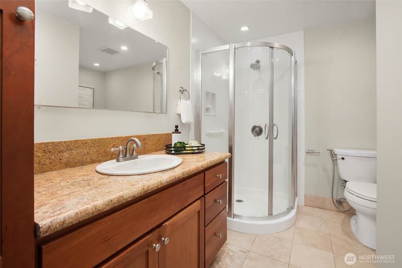 Property photo for 20 Cascade Key, Bellevue photo 29