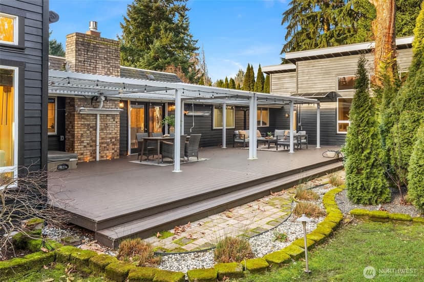 Property photo for 20 Cascade Key, Bellevue photo 34