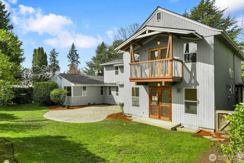Property photo for 4719 NE Park Place, Seattle photo 2