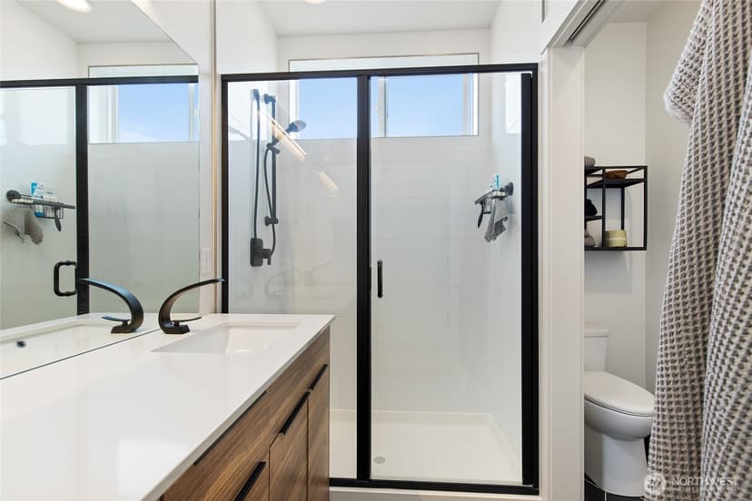 Property photo for 2441 NW 61st Street #C, Seattle photo 13