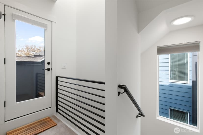 Property photo for 2441 NW 61st Street #C, Seattle photo 16
