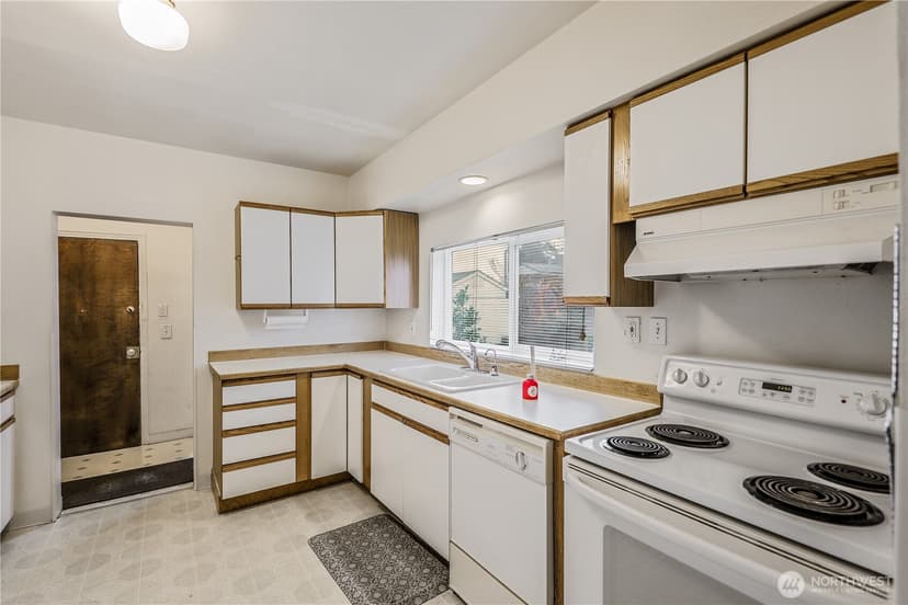 Property photo for 911 Martin Luther King Jr Way, Seattle photo 20