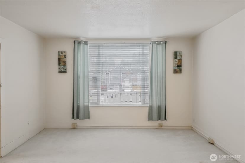 Property photo for 911 Martin Luther King Jr Way, Seattle photo 14