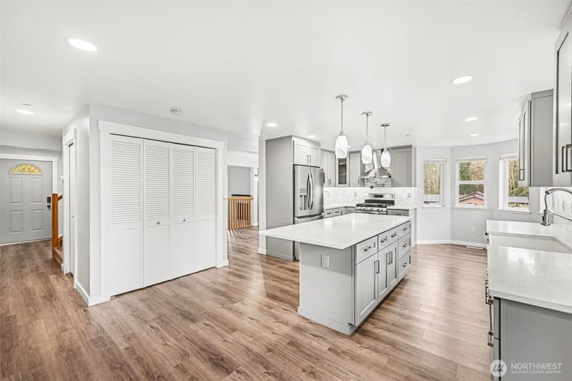 Property photo for 21016 68th Street Court E, Bonney Lake photo 2