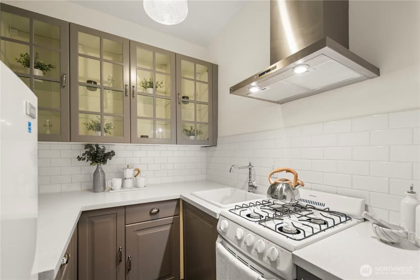 Property photo for 1726 15th Avenue #14, Seattle photo 15