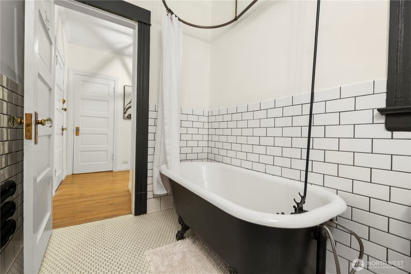 Property photo for 1726 15th Avenue #14, Seattle photo 22