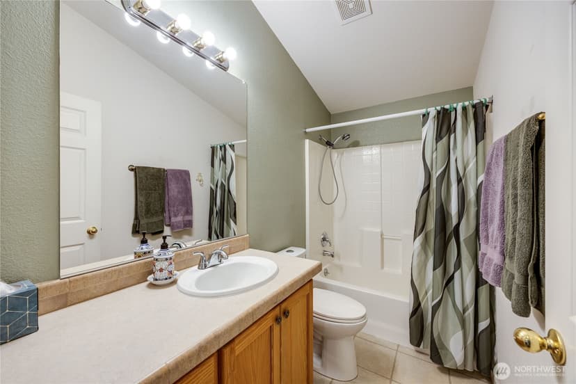 Property photo for 600 NE Lincoln Rd #35, Poulsbo photo 21