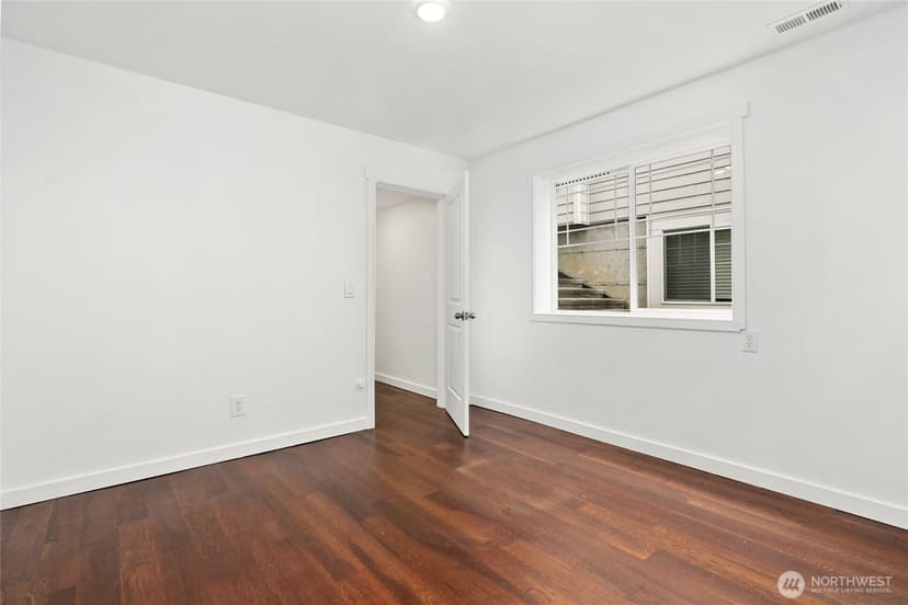 Property photo for 16019 2nd Avenue NE, Duvall photo 29