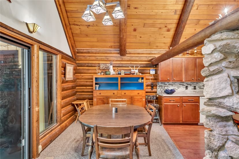 Property photo for 2263 Pine Tree Road, Leavenworth photo 9