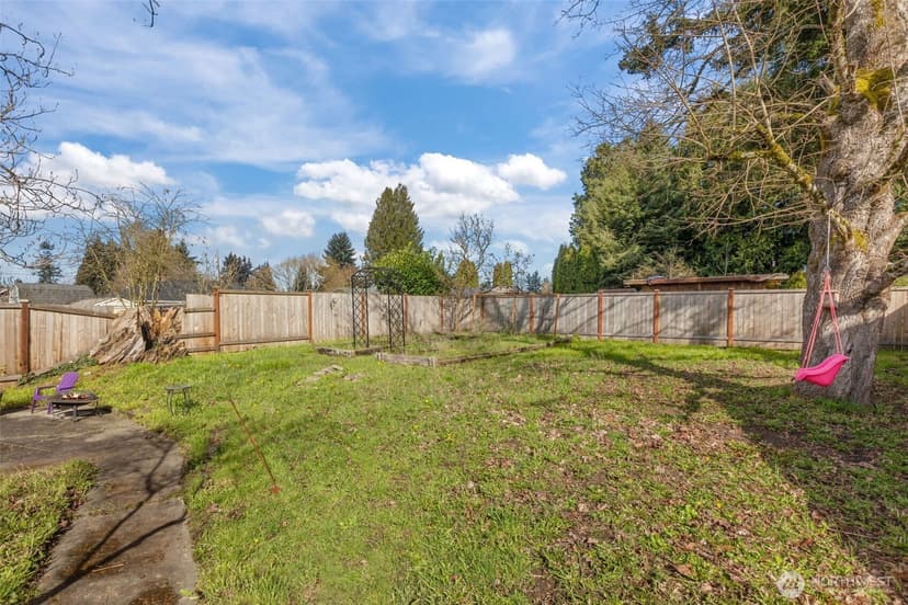 Property photo for 1711 4th Avenue NW, Puyallup photo 34
