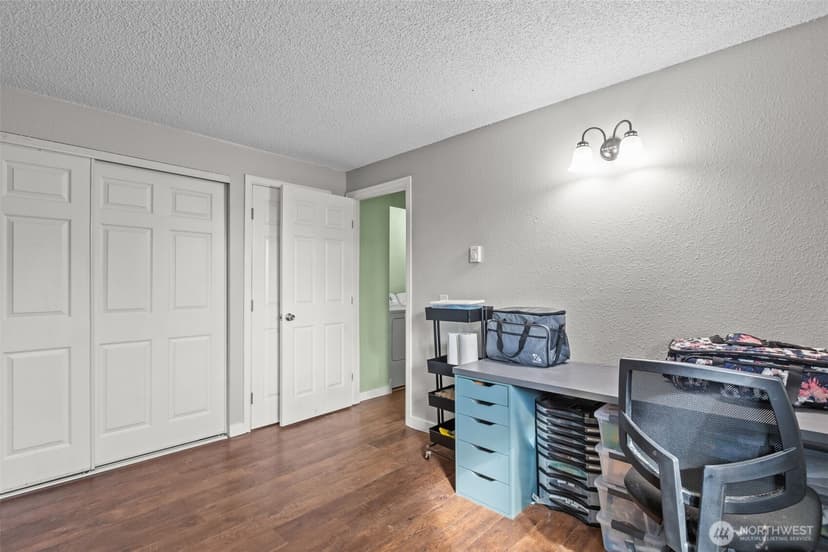 Property photo for 1711 4th Avenue NW, Puyallup photo 23