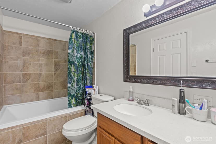 Property photo for 1711 4th Avenue NW, Puyallup photo 20