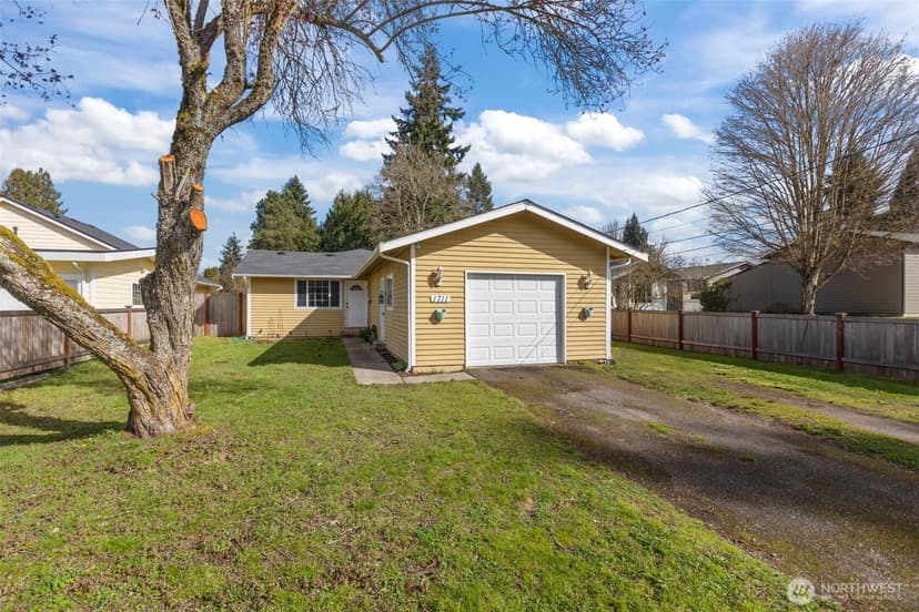 Property photo for 1711 4th Avenue NW, Puyallup photo 40
