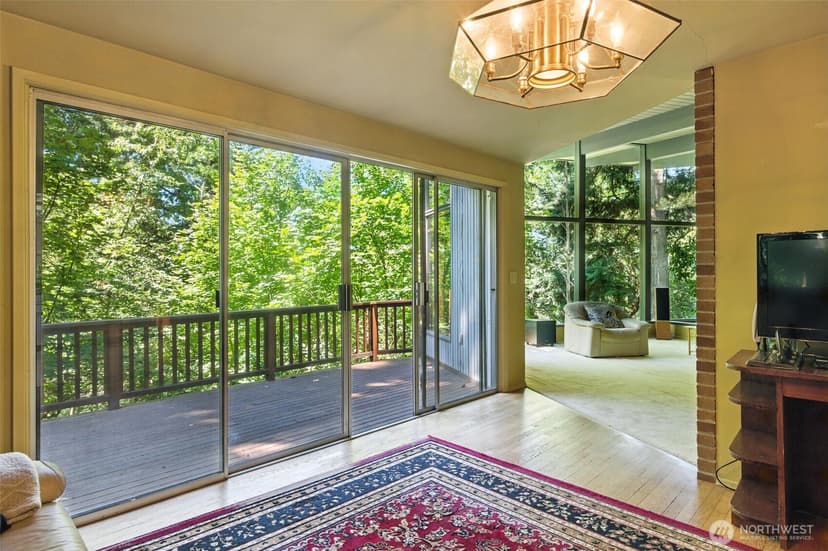 Property photo for 2650 120th Avenue NE, Bellevue photo 14