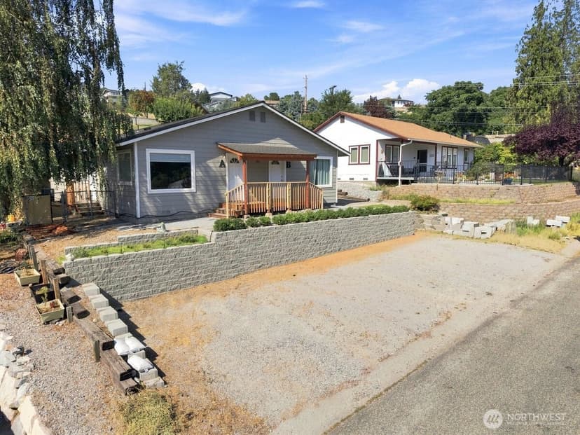 Property photo for 380 N Shore Court, Manson photo 21