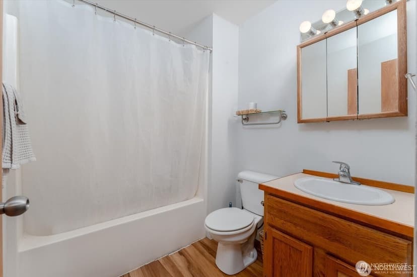 Property photo for 380 N Shore Court, Manson photo 13
