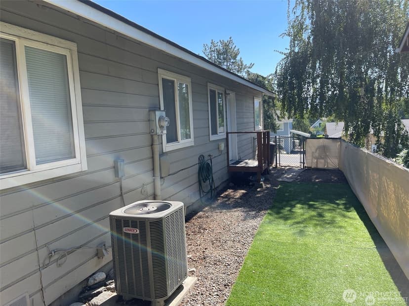 Property photo for 380 N Shore Court, Manson photo 19