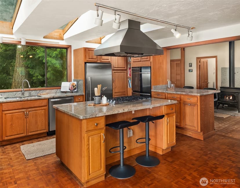 Property photo for 19923 Robinwood Road SW, Vashon photo 15