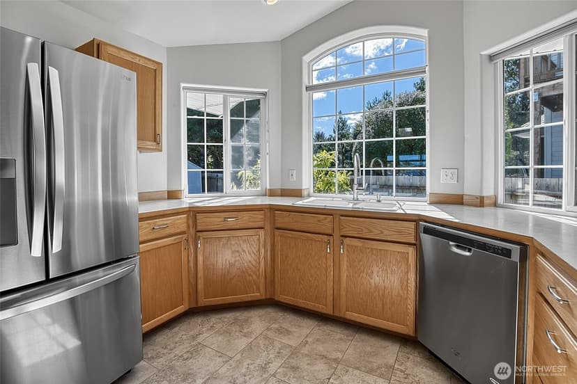 Property photo for 288 Overlake Street NE, Ocean Shores photo 18