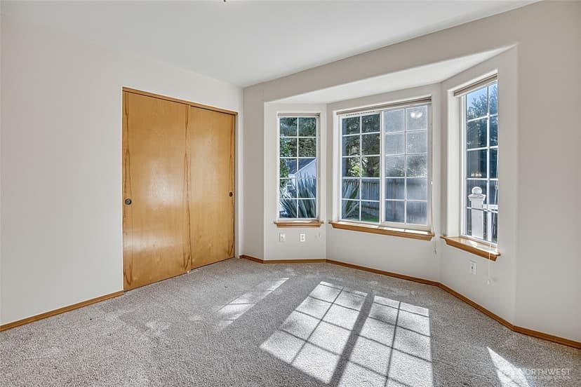 Property photo for 288 Overlake Street NE, Ocean Shores photo 28