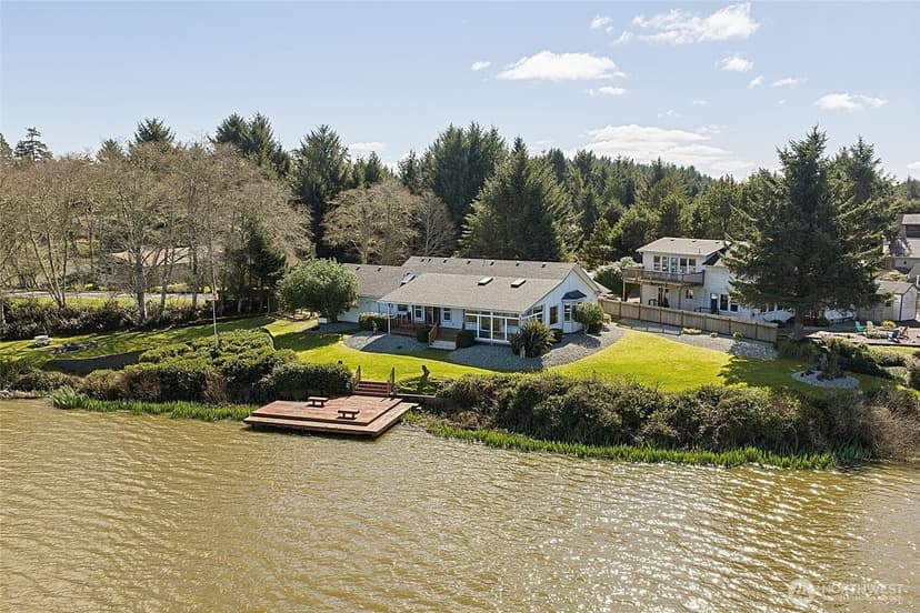 Property photo for 288 Overlake Street NE, Ocean Shores photo 2