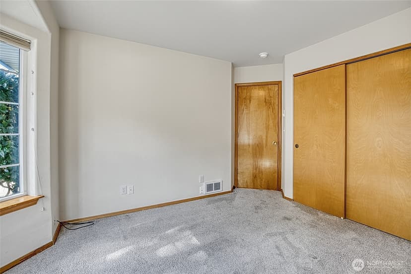 Property photo for 288 Overlake Street NE, Ocean Shores photo 29