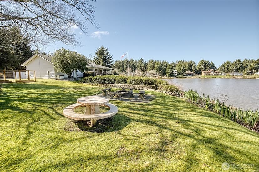 Property photo for 288 Overlake Street NE, Ocean Shores photo 4