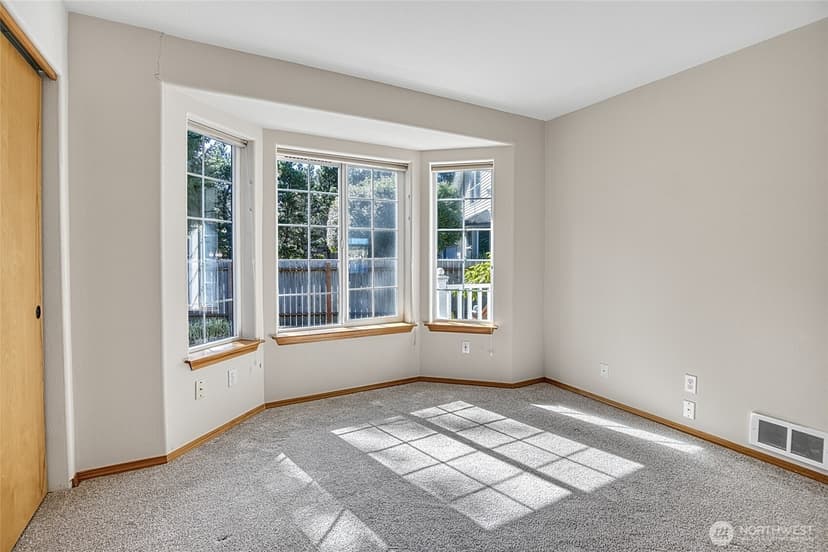 Property photo for 288 Overlake Street NE, Ocean Shores photo 27