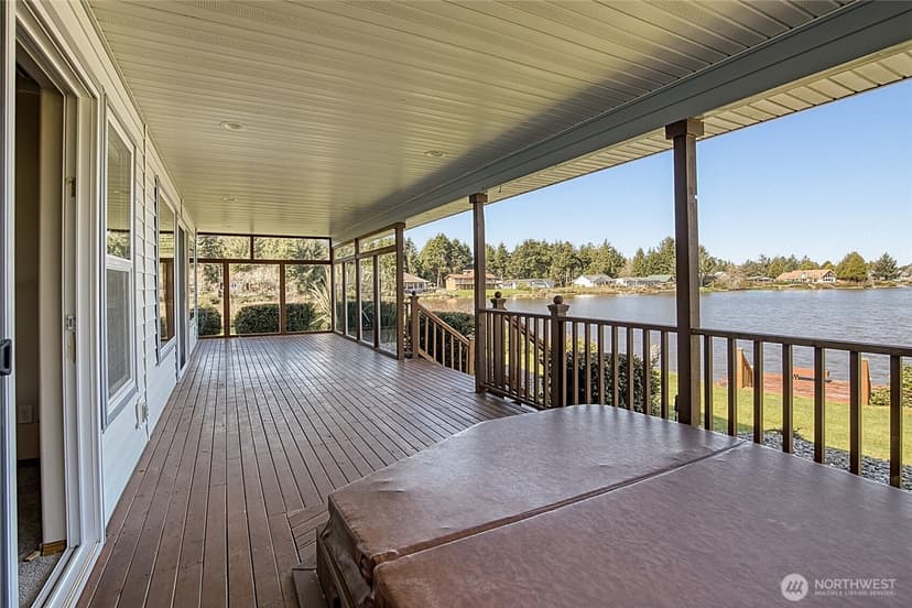 Property photo for 288 Overlake Street NE, Ocean Shores photo 34