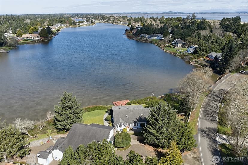 Property photo for 288 Overlake Street NE, Ocean Shores