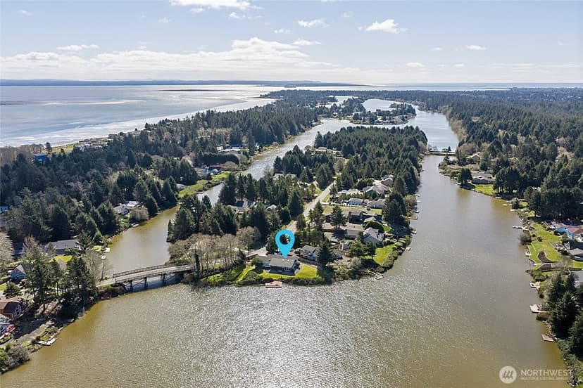Property photo for 288 Overlake Street NE, Ocean Shores photo 39