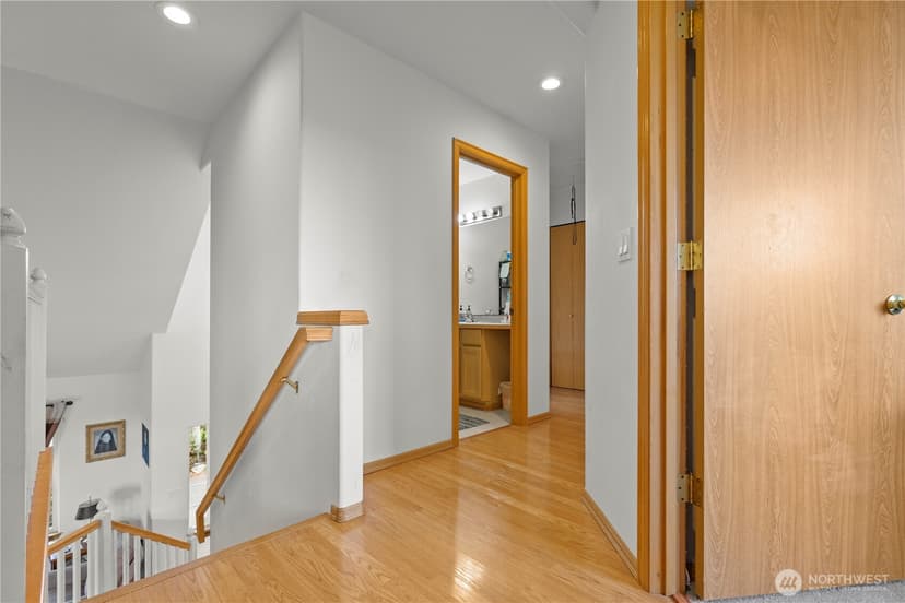 Property photo for 13617 68th Avenue Ct E, Puyallup photo 19